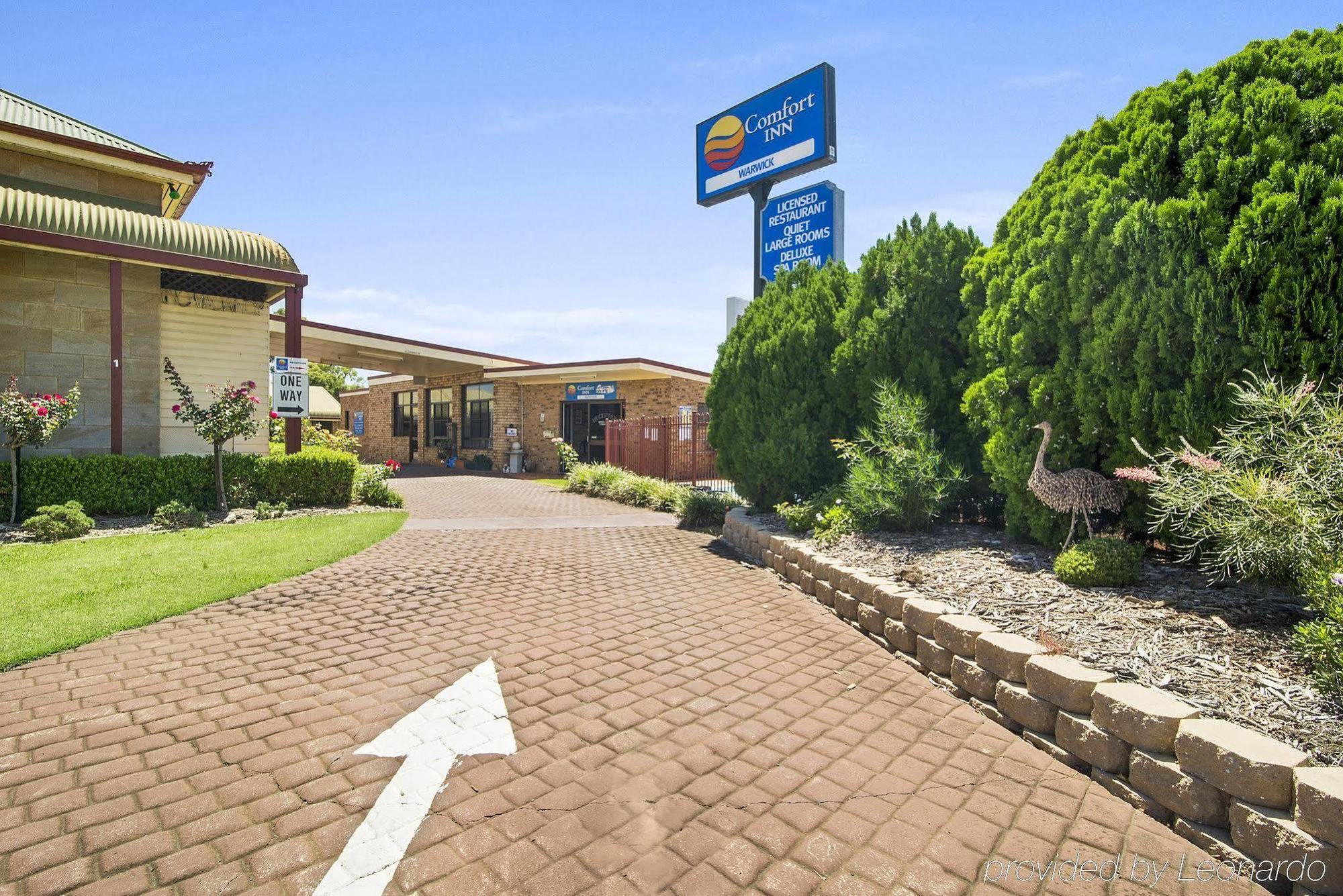 Warwick Settlers Inn Екстериор снимка