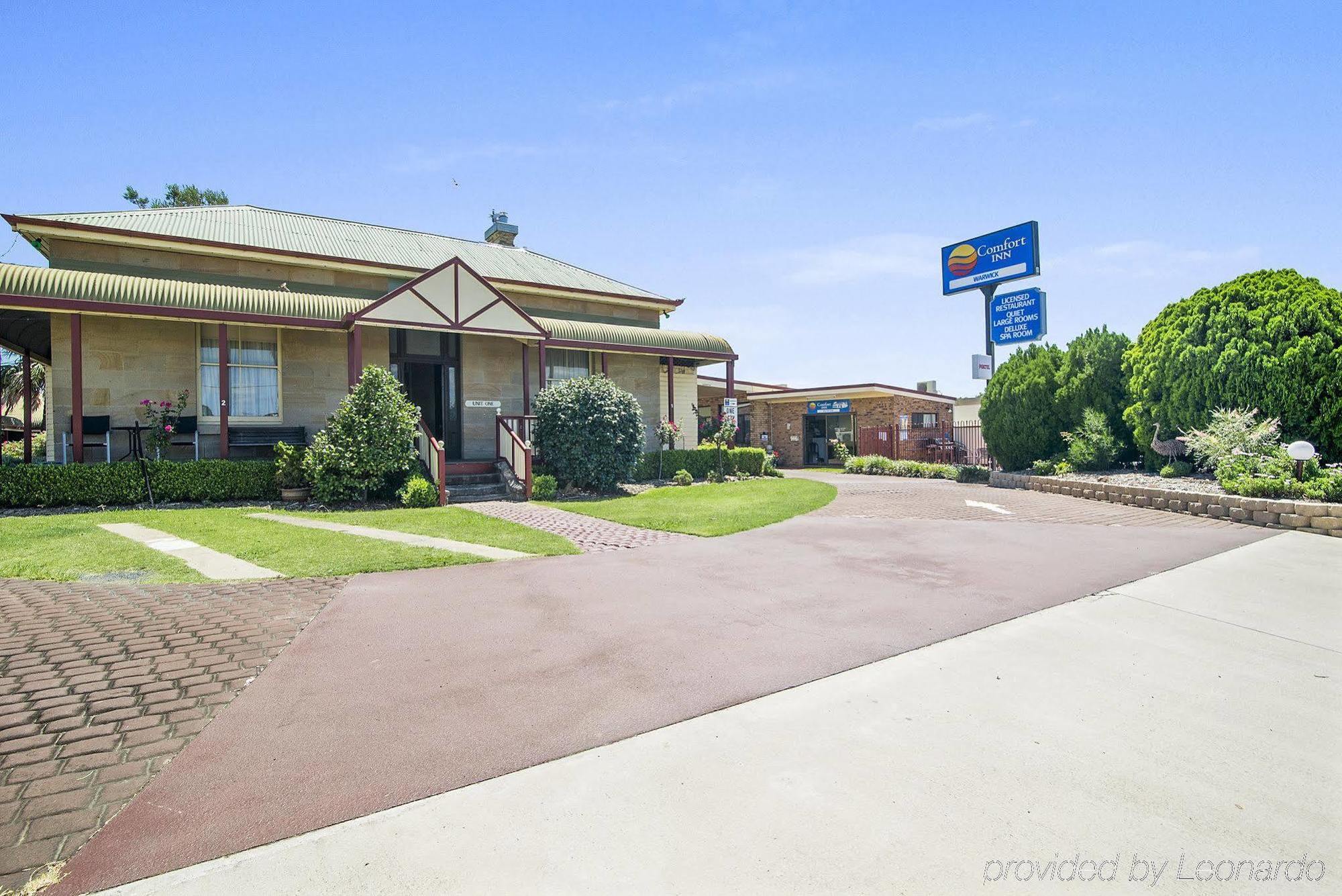Warwick Settlers Inn Екстериор снимка